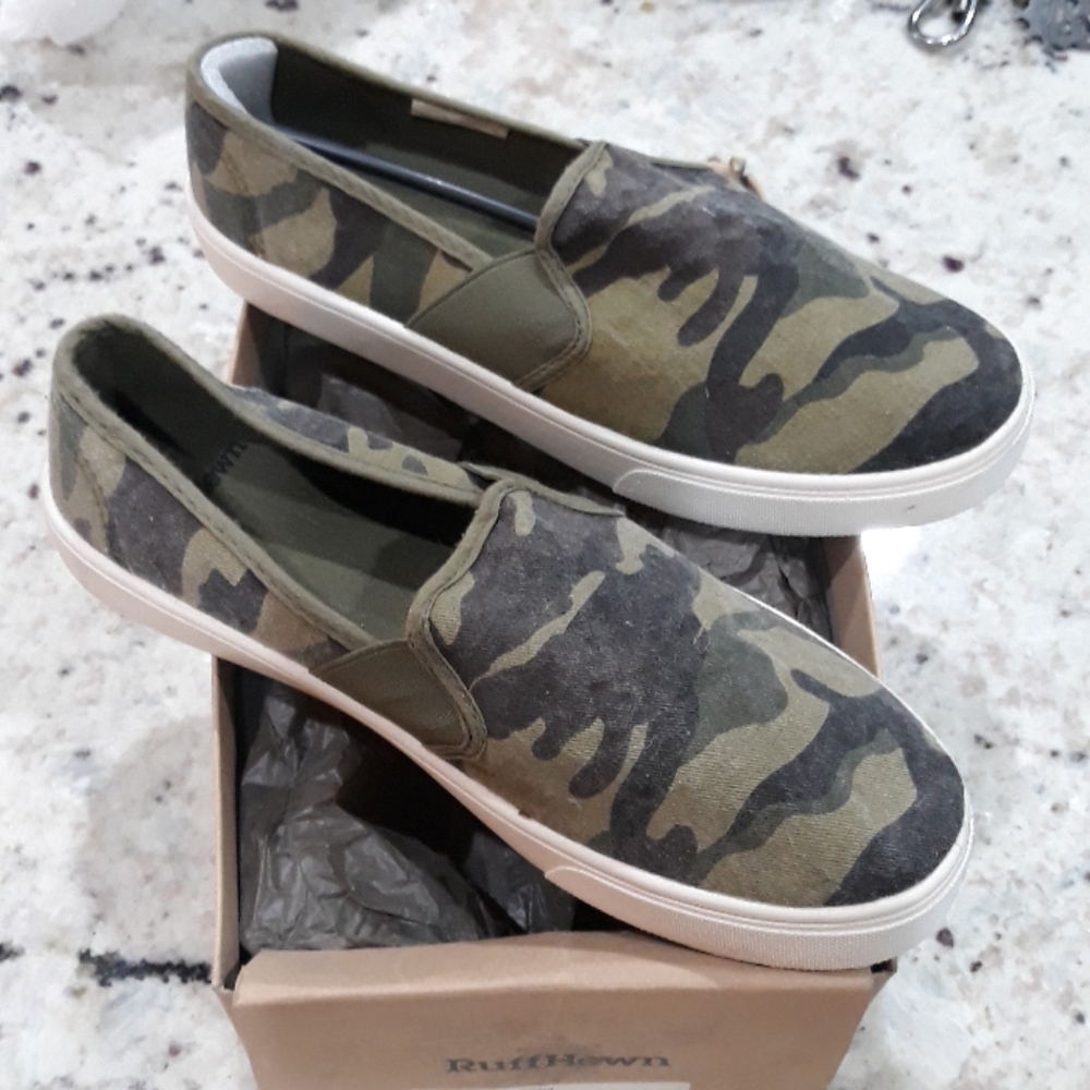 Ruff Hewn green camo slip on